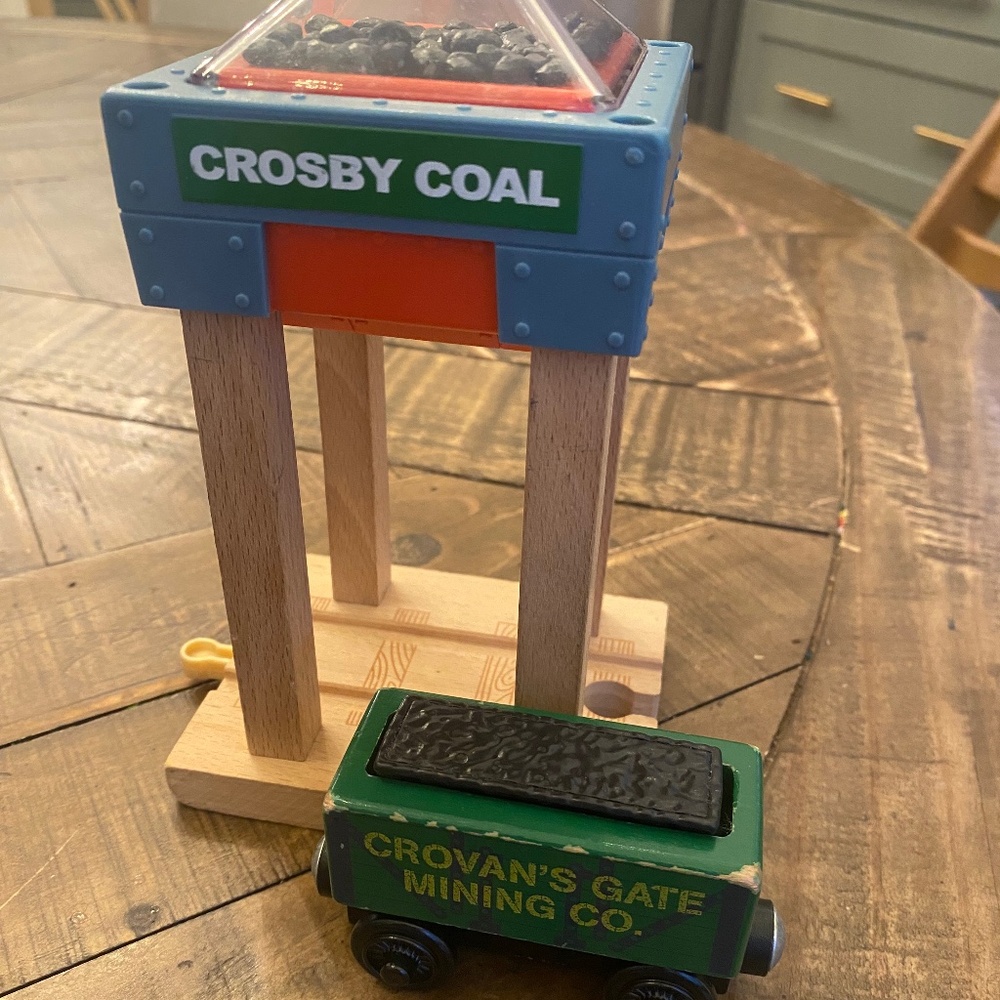 CROSBY COAL HOPPER AND COAL CAR Thomas and friend